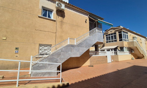 Resale - Townhouse - Torrevieja - torrevieja