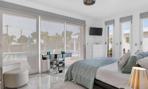 Reventa - Villa - Pinar de Campoverde