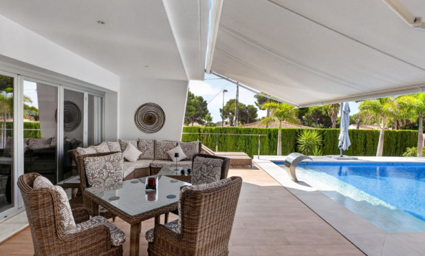 Reventa - Villa - Pinar de Campoverde