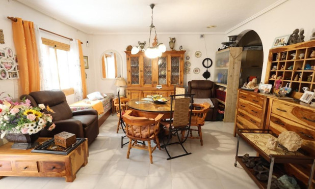Resale - Townhouse - Torrevieja - Acequion