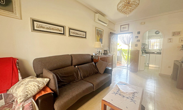 Resale - Townhouse - Torrevieja - Aguas Nuevas