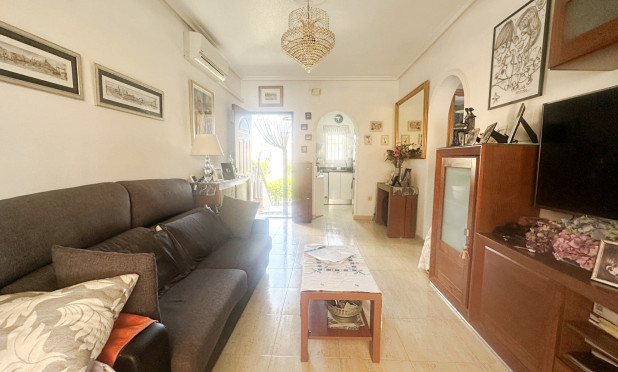 Resale - Townhouse - Torrevieja - Aguas Nuevas
