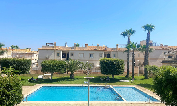 Resale - Townhouse - Torrevieja - Aguas Nuevas