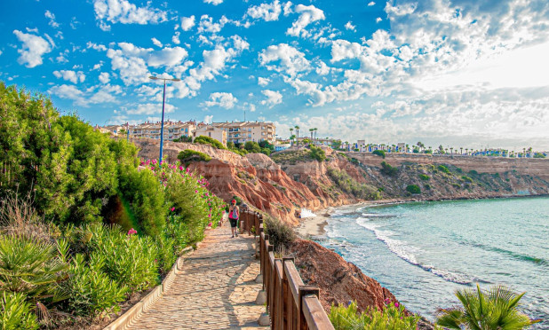 Resale - Townhouse - Torrevieja - Aguas Nuevas