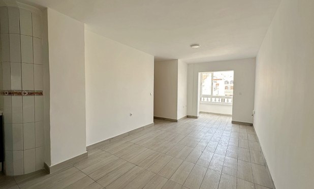 Odsprzedaż - Mieszkanie w bloku - Torrevieja - torrevieja