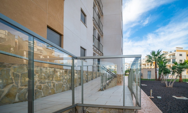 Reventa - Apartamento / piso - Orihuela Costa - Los Dolses