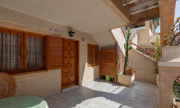 Resale - Apartment / flat - Torrevieja - Acequion