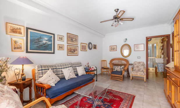 Resale - Apartment / flat - Torrevieja - Acequion