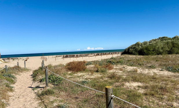 Resale - Apartment / flat - Denia - Les Marines - Las Marinas