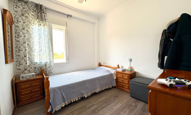 Resale - Apartment / flat - Denia - Les Marines - Las Marinas