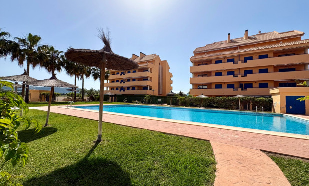 Odsprzedaż - Mieszkanie w bloku - Denia - Dénia