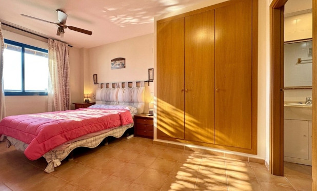 Odsprzedaż - Mieszkanie w bloku - Denia - Dénia