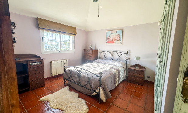 Odsprzedaż - Villa - La Mata