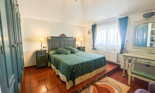 Odsprzedaż - Villa - La Mata
