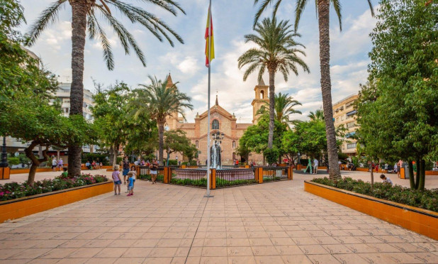 Odsprzedaż - Daszek - Torrevieja - Playa del Cura