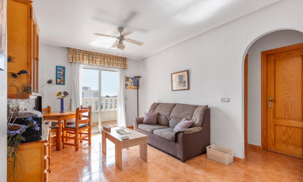 Odsprzedaż - Mieszkanie w bloku - Torrevieja - Nueva Torrevieja