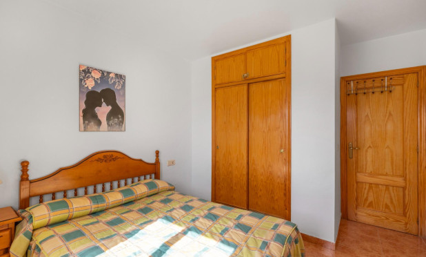 Odsprzedaż - Mieszkanie w bloku - Torrevieja - Nueva Torrevieja