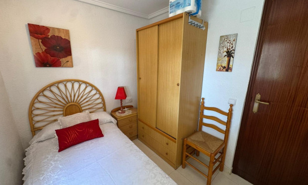 Odsprzedaż - Kamienica - Torrevieja - Playa de los Naufragos