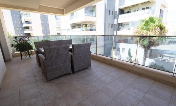 Wiederverkauf - Wohnung - Orihuela Costa - Los Dolses
