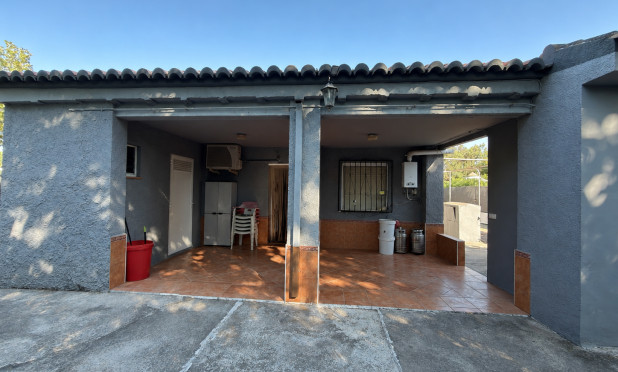 Herverkoop - Villa - Oliva - Oliva Nova