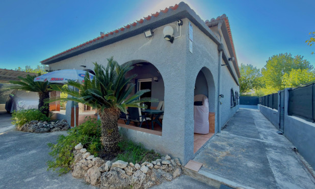 Herverkoop - Villa - Oliva - Oliva Nova