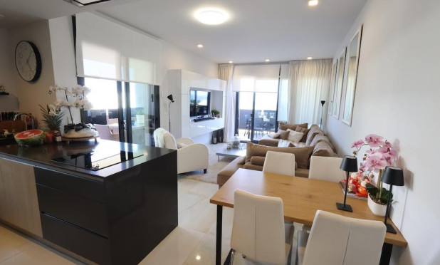 Odsprzedaż - Mieszkanie w bloku - Orihuela Costa - Punta Prima