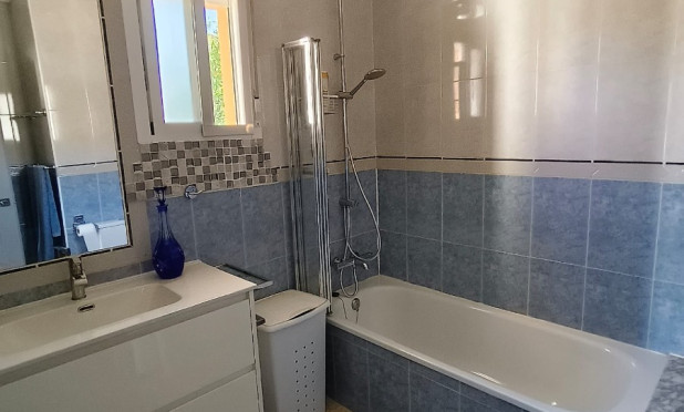Odsprzedaż - Villa - Guardamar del Segura - Guardamar Del Segura