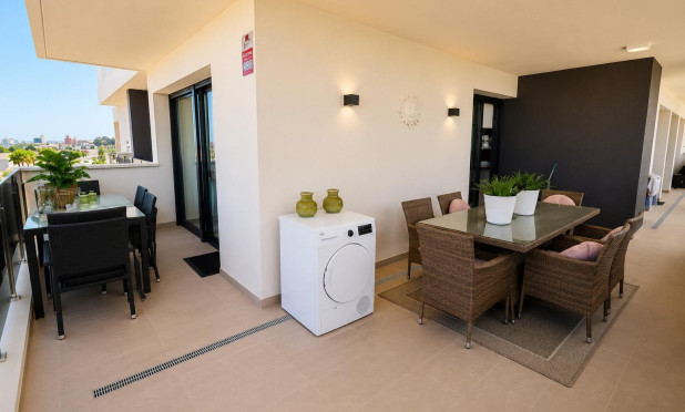 Wiederverkauf - Wohnung - Orihuela Costa - Punta Prima
