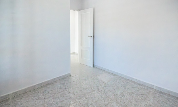 Herverkoop - Finca / Landelijke woning - San Miguel de Salinas
