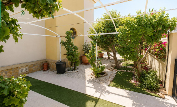 Wiederverkauf - Wohnung - Orihuela Costa - Lomas de Cabo Roig