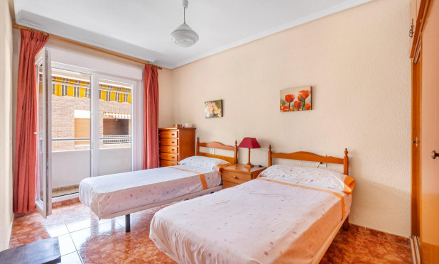 Wiederverkauf - Wohnung - Torrevieja - Playa del Cura