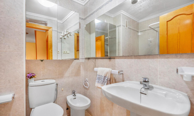 Wiederverkauf - Wohnung - Torrevieja - Playa del Cura