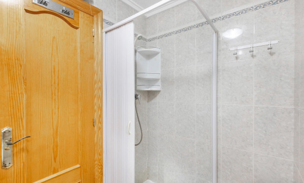 Wiederverkauf - Wohnung - Torrevieja - Playa del Cura