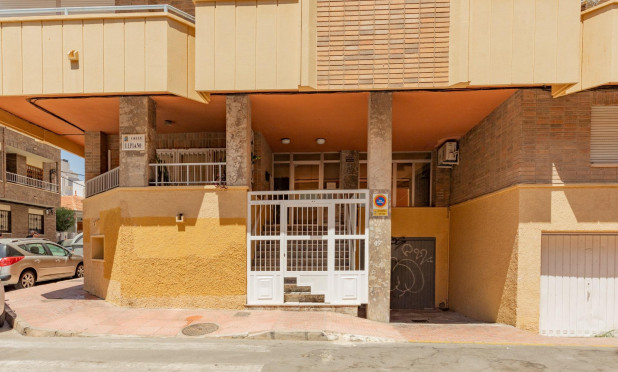 Wiederverkauf - Wohnung - Torrevieja - Playa del Cura