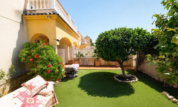 Wiederverkauf - Wohnung - Orihuela Costa - Lomas de Cabo Roig