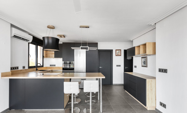 Wiederverkauf - Wohnung - Torrevieja - Rocio del Mar
