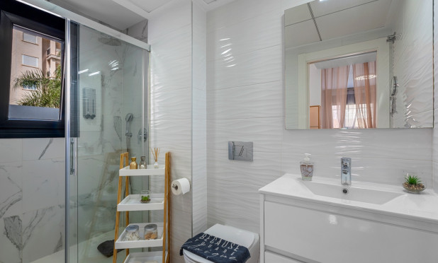 Wiederverkauf - Wohnung - Guardamar del Segura - Guardamar