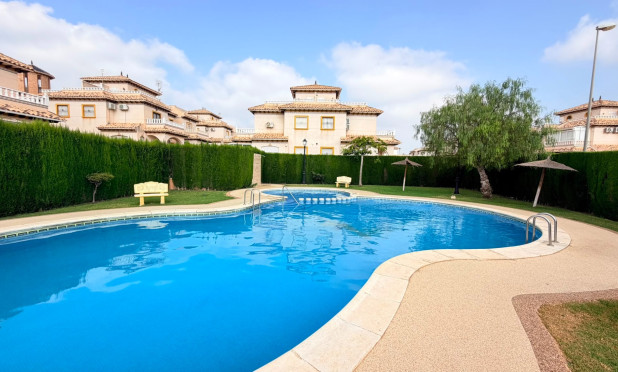 Wiederverkauf - Villa - Cabo Roig - Orihuela Costa