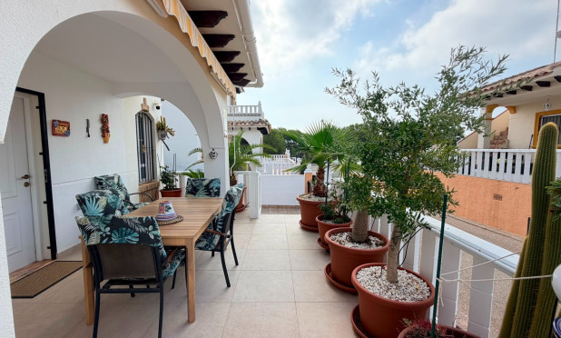 Wiederverkauf - Villa - Cabo Roig - Orihuela Costa