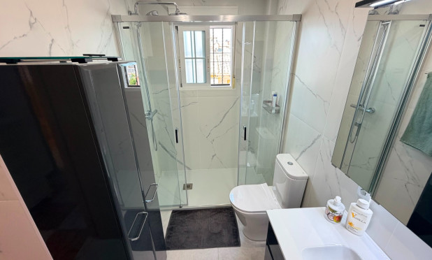 Wiederverkauf - Villa - Cabo Roig - Orihuela Costa