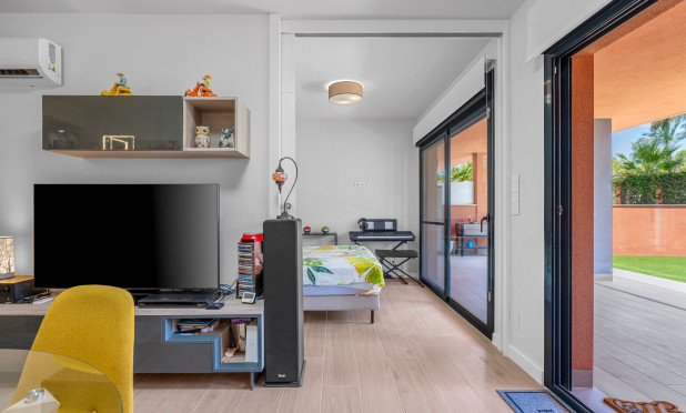 Wiederverkauf - Wohnung - Villamartín - Lomas del Golf