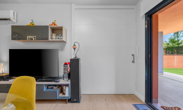 Wiederverkauf - Wohnung - Villamartín - Lomas del Golf