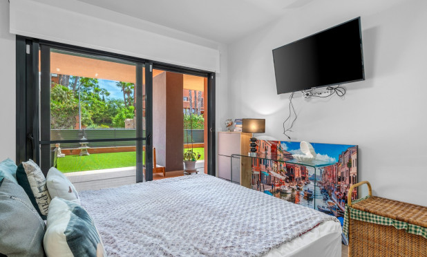 Wiederverkauf - Wohnung - Villamartín - Lomas del Golf