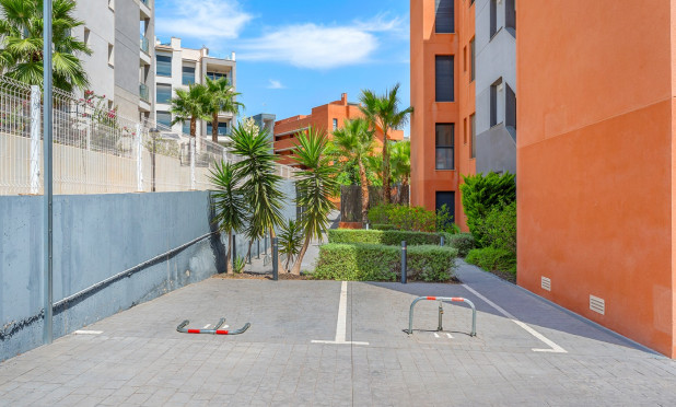 Wiederverkauf - Wohnung - Villamartín - Lomas del Golf