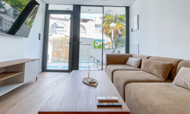 Wiederverkauf - Stadthaus - Torrevieja - Nueva Torrevieja - Aguas Nuevas