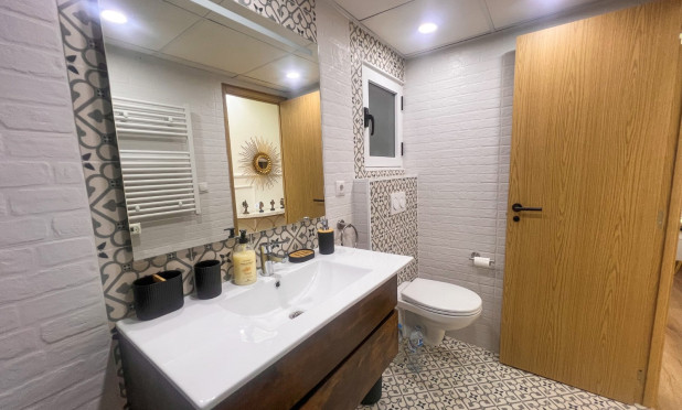 Reventa - Apartamento / piso - Torrevieja - torrevieja