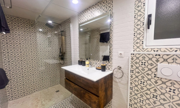 Reventa - Apartamento / piso - Torrevieja - torrevieja