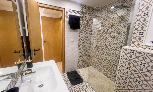 Reventa - Apartamento / piso - Torrevieja - torrevieja