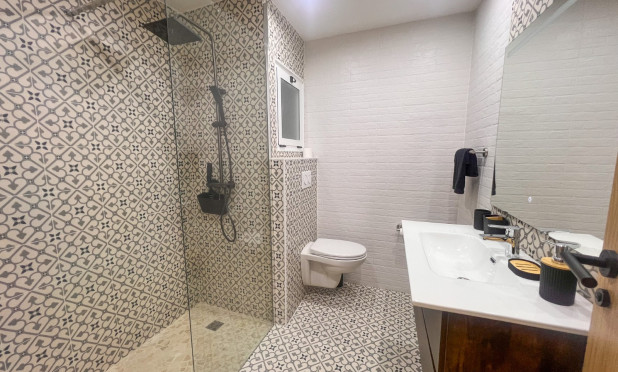 Reventa - Apartamento / piso - Torrevieja - torrevieja