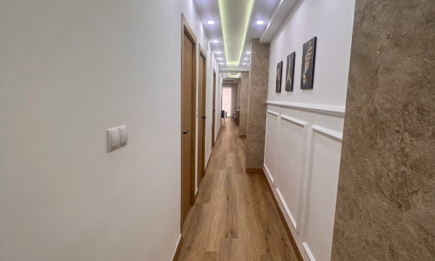 Reventa - Apartamento / piso - Torrevieja - torrevieja
